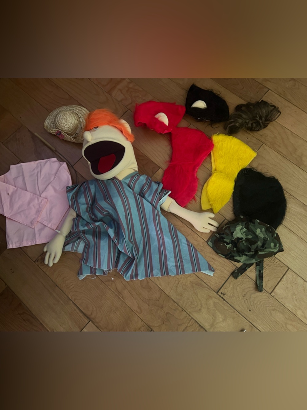 Large Professional Puppet w/Wire Guide Plus Accessories